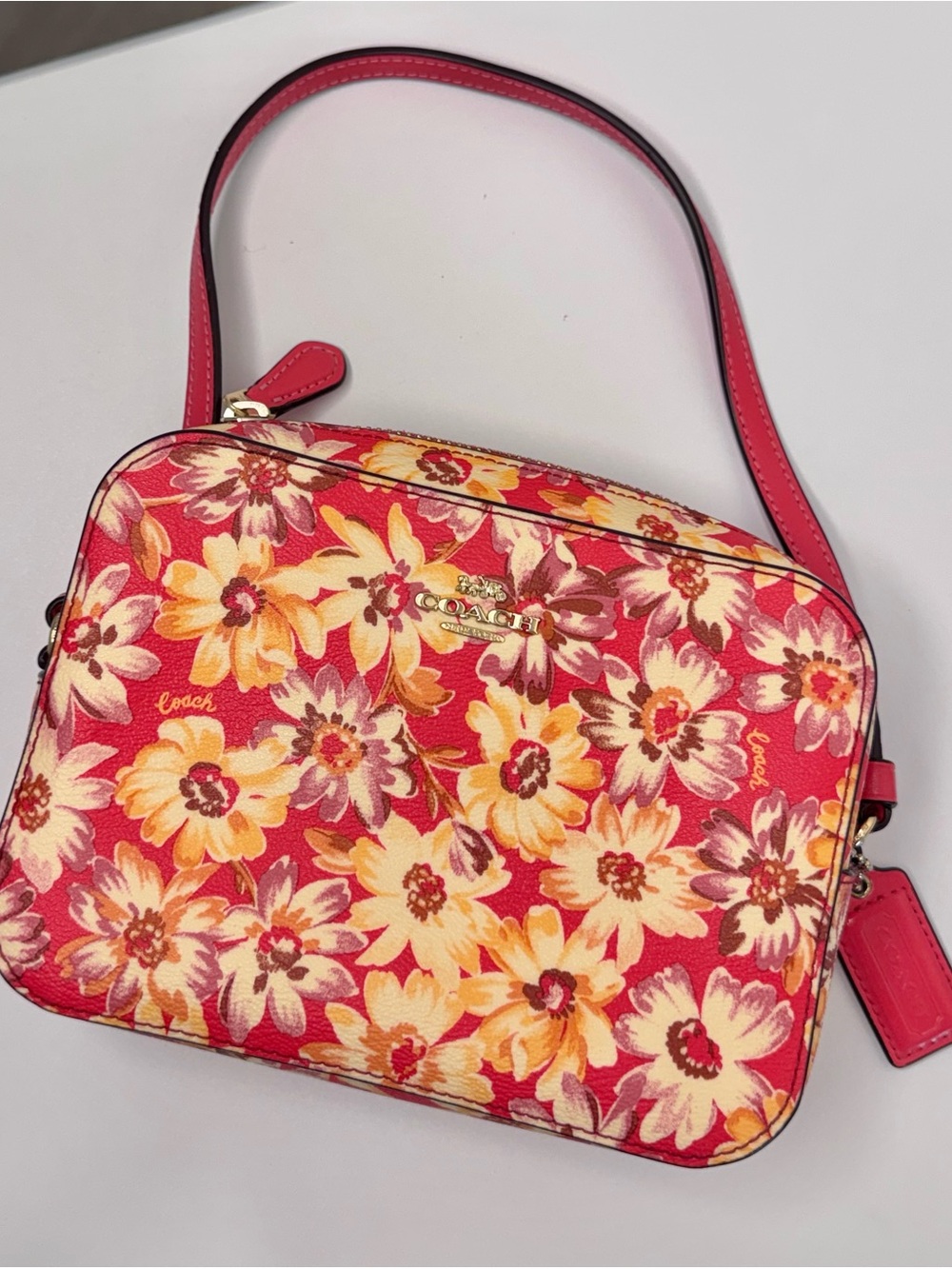 Coach Daisy Print Pink Floral camera bag and matching wristlet - Picture 3 of 17